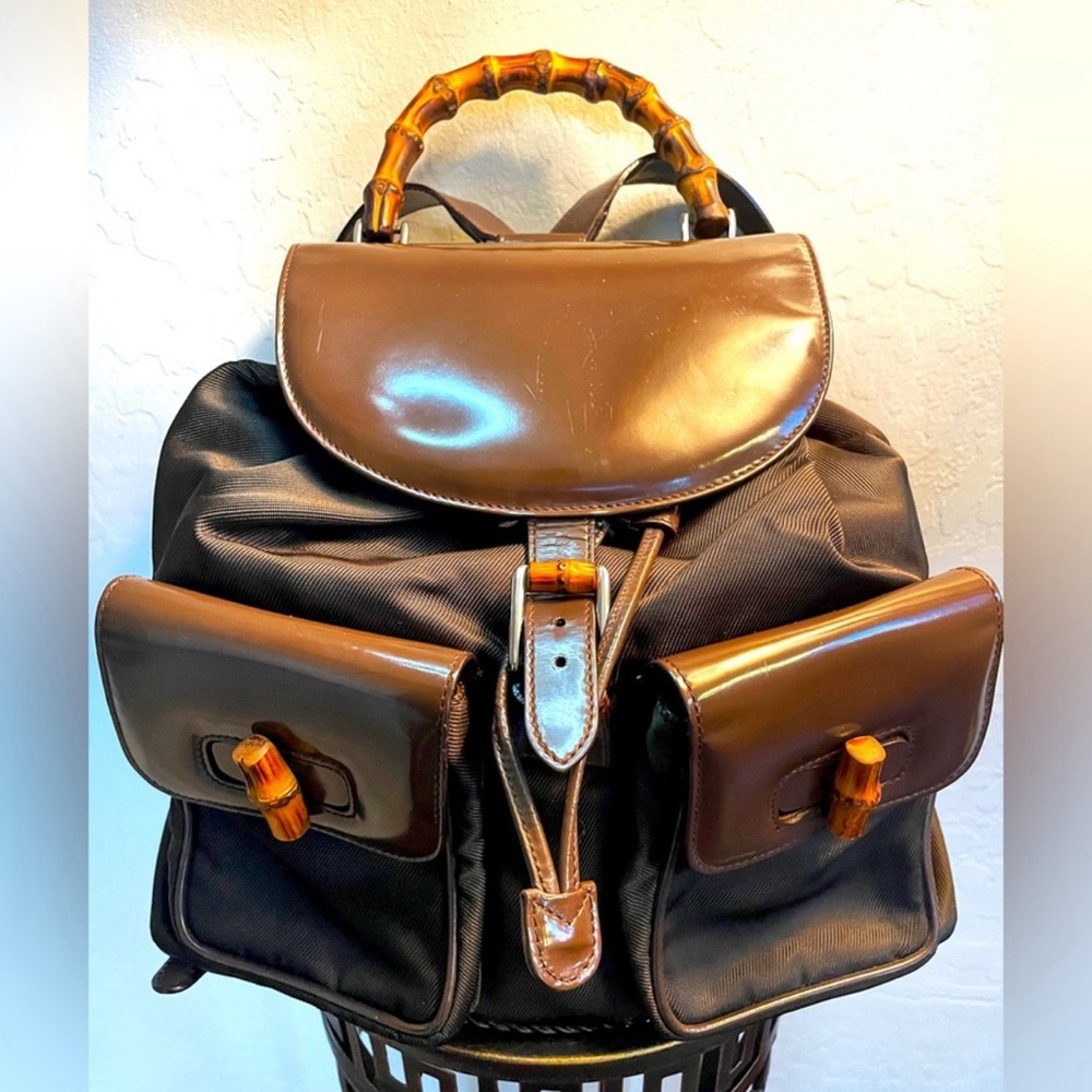 GUCCI 🤎 Vintage Bamboo Bar backpack medium.